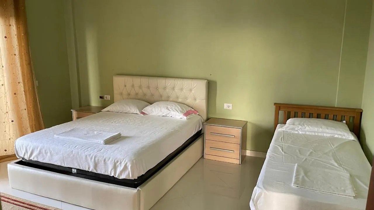 Azure Apartments By Kondo Stays Vlorë